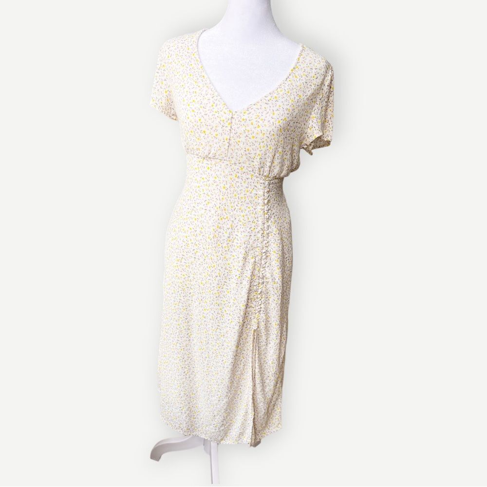 Cotton On Short Sleeve Floral V-Neck Flutter Sleeve Lined A-Line Midi Dress. XS.
